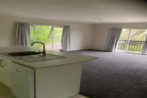 Photo of property in 73 Cherrington Road, Clevedon, Papakura, 2582