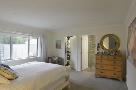 Photo of property in 64 Feist Street, Carterton, 5713