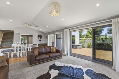 Photo of property in 22 Smith Street, Lepperton, New Plymouth, 4373