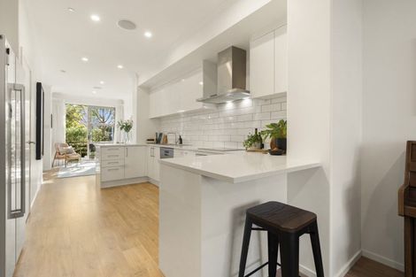 Photo of property in 7 Mollusc Road, Hobsonville, Auckland, 0616