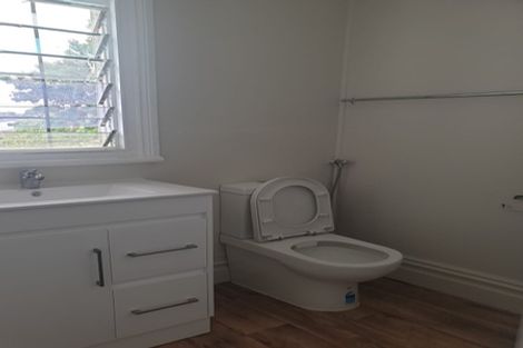 Photo of property in 7 Coles Crescent, Papakura, 2110