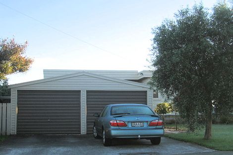 Photo of property in 5 Eatwell Avenue, Paraparaumu Beach, Paraparaumu, 5032