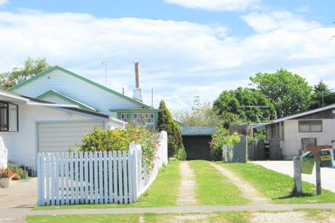 Photo of property in 108 Harris Street, Inner Kaiti, Gisborne, 4010