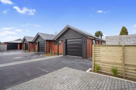 Photo of property in 6d Avonhead Road, Avonhead, Christchurch, 8042