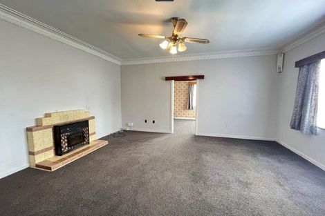 Photo of property in 11 Allen Avenue, Papatoetoe, Auckland, 2025