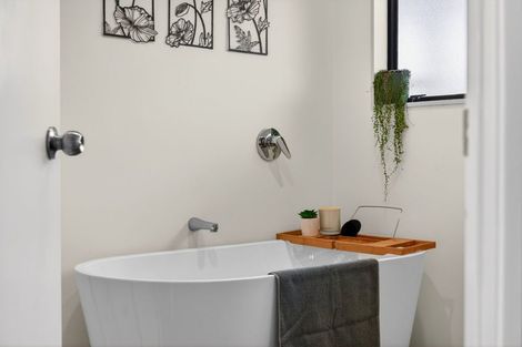 Photo of property in 45 Rautawhiri Road, Helensville, 0800