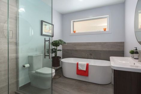 Photo of property in 76 Endeavour Drive, Whitby, Porirua, 5024