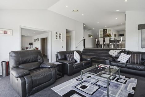 Photo of property in 71 Endeavour Drive, Whitby, Porirua, 5024