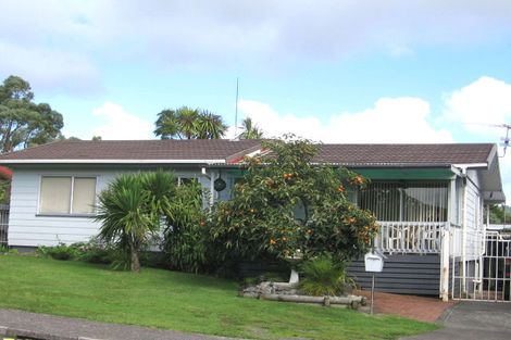 Photo of property in 10 Solea Road, Sunnyvale, Auckland, 0612