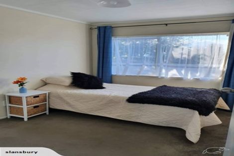 Photo of property in 14a Pohutukawa Drive, Owhata, Rotorua, 3010