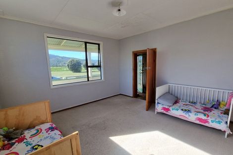 Photo of property in 18 Reid Street, Blaketown, Greymouth, 7805