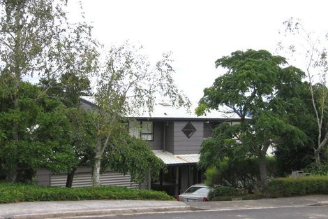 Photo of property in 2 Eucalyptus Place, Beach Haven, Auckland, 0626