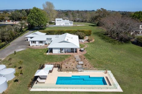 Photo of property in 339 Clifton Road, Whitford, Howick, 2571