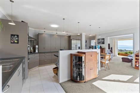 Photo of property in 7 Springlea Heights, Atawhai, Nelson, 7010