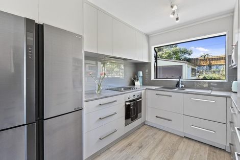 Photo of property in 34 Bluewater Place, Wattle Downs, Auckland, 2103