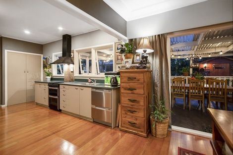 Photo of property in 18 Mountain Road, Mount Wellington, Auckland, 1072