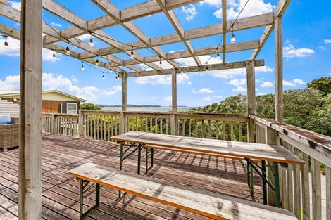 Photo of property in 25 Rangimaarie Crescent, Snells Beach, 0920