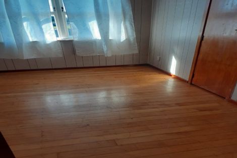 Photo of property in 9 Barrys Road, Glendene, Auckland, 0602