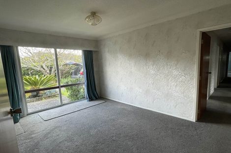 Photo of property in 4 Sunnypark Avenue, Rosehill, Papakura, 2113