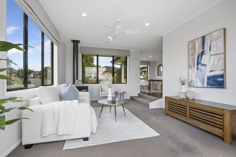 Photo of property in 2 Carex Close, Pyes Pa, Tauranga, 3112