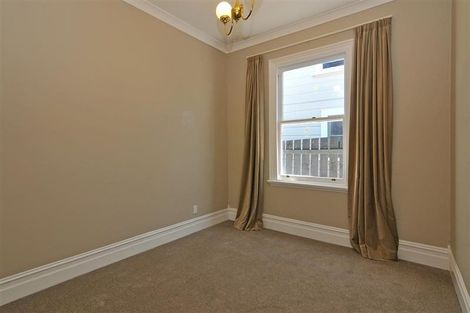 Photo of property in 61 Te Wharepouri Street, Berhampore, Wellington, 6023