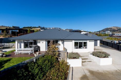 Photo of property in 27 Heathfield Drive, Mosgiel, 9024