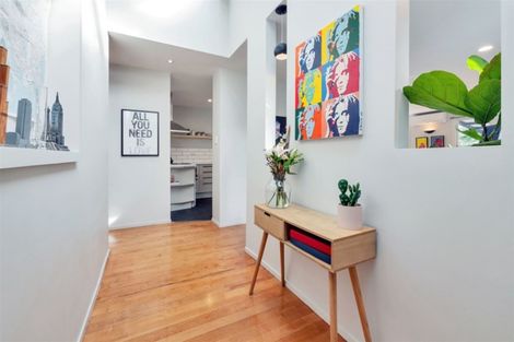 Photo of property in 48 Sylvan Crescent, Te Atatu South, Auckland, 0610