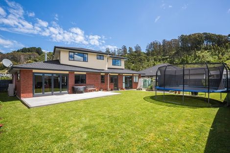 Photo of property in 32 Banks Boulevard, Whitby, Porirua, 5024