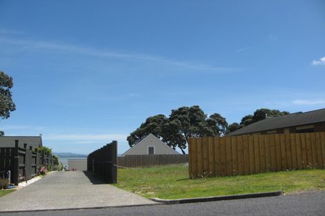 Photo of property in 65 Torkar Road, Clarks Beach, 2122
