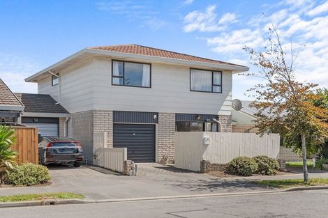 Photo of property in 2/41 Picton Avenue, Riccarton, Christchurch, 8011