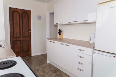 Photo of property in 28 Victor Street, Dannevirke, 4930