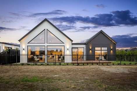 Photo of property in 41 Timara Crescent, Marshland, Christchurch, 8083