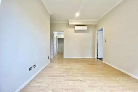 Photo of property in 28 Drumbuoy Drive, Flat Bush, Auckland, 2019