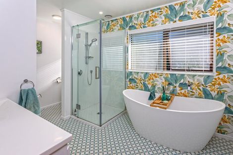 Photo of property in 2385 Wyuna Bay Road, Wyuna Bay, Coromandel, 3581