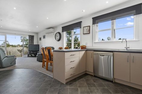 Photo of property in 14 Kowhai Place, Te Kauwhata, 3710