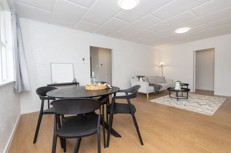 Photo of property in 95 Ruamahanga Crescent, Terrace End, Palmerston North, 4410