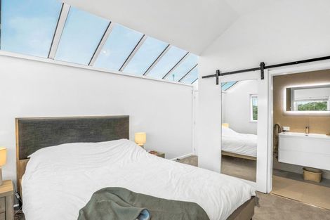 Photo of property in 10 Marine Parade, North New Brighton, Christchurch, 8083