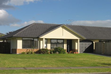 Photo of property in 14 Redcastle Drive, East Tamaki, Auckland, 2013