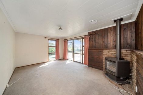 Photo of property in 115 Mangorei Road, Merrilands, New Plymouth, 4312