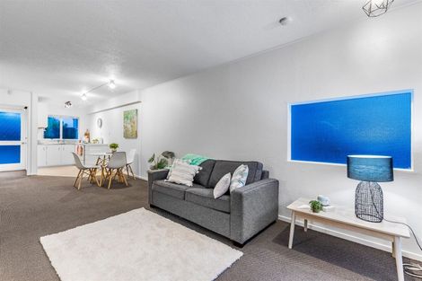 Photo of property in 9/31 Mana Avenue, Titahi Bay, Porirua, 5022