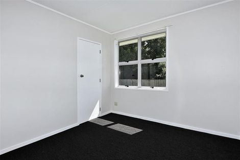 Photo of property in 119 Riverpark Crescent, Henderson, Auckland, 0610