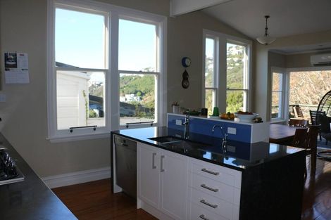 Photo of property in 9 Shannon Street, Mount Victoria, Wellington, 6011
