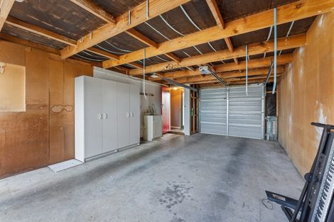 Photo of property in 16 Warwick Place, Springvale, Whanganui, 4501