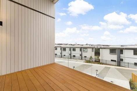 Photo of property in 7 Arura Place, Massey, Auckland, 0614