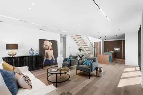 Photo of property in 146a Straven Road, Fendalton, Christchurch, 8014