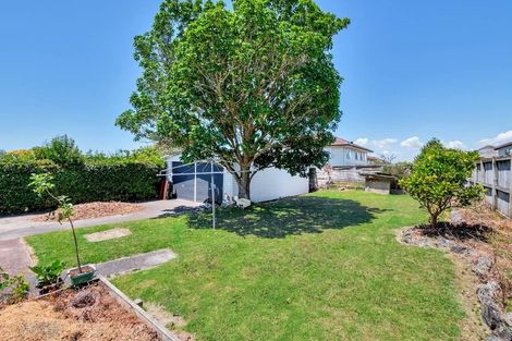 Photo of property in 42 Barrys Road, Glendene, Auckland, 0602