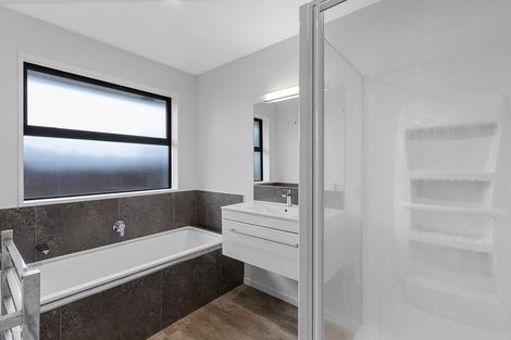 Photo of property in 17 Catchpole Place, Woodend, 7610