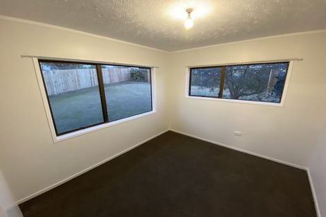 Photo of property in 17 Brougham Place, West Harbour, Auckland, 0618