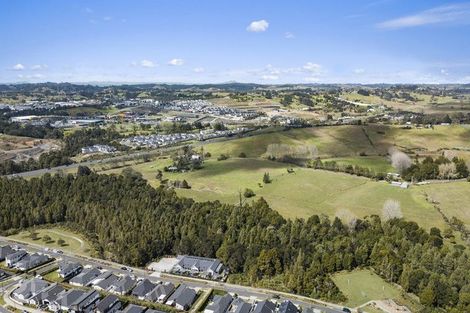 Photo of property in 46 Old Pine Valley Road, Dairy Flat, Silverdale, 0992