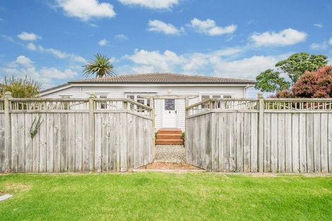 Photo of property in 4 Nathan Avenue, Paraparaumu Beach, Paraparaumu, 5032